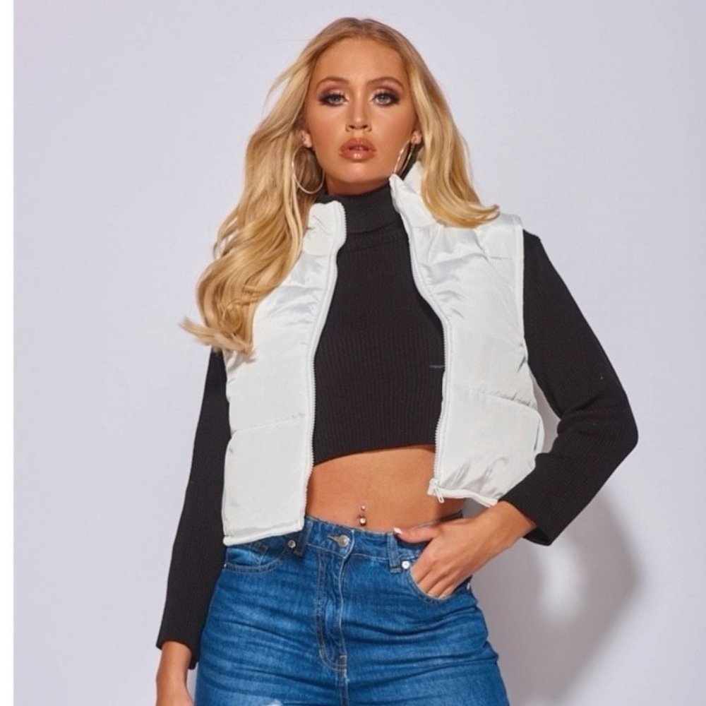 White Sleeveless Cropped Padded Vest Jacket Gilet - Picture 10 of 13